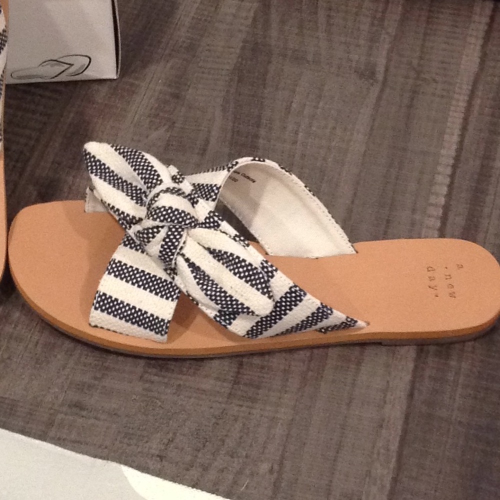 A new day bow slide - Picture 2 of 2